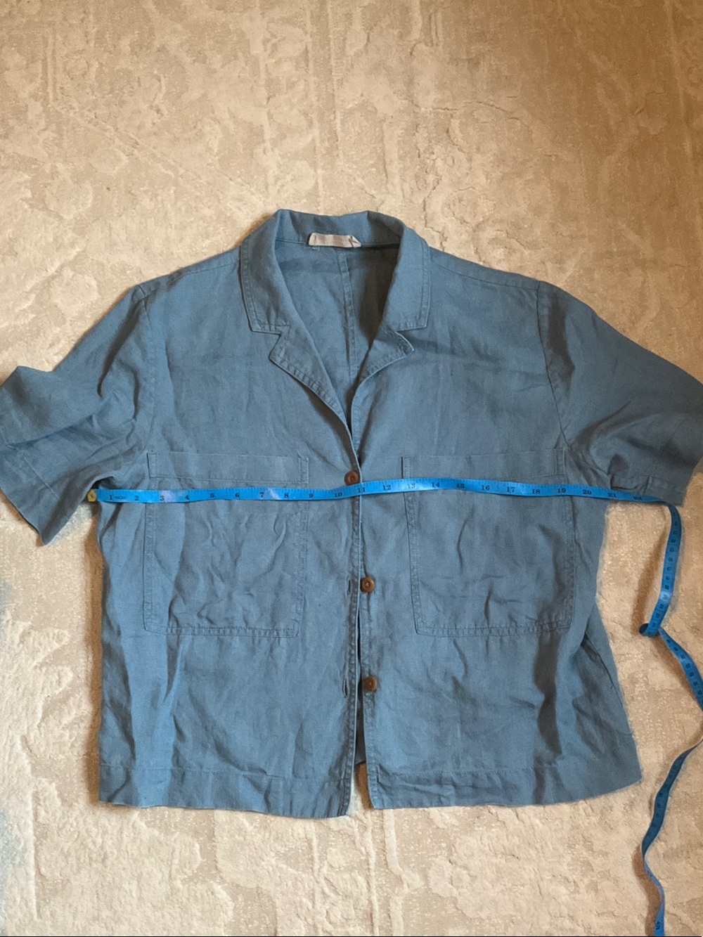 Everlane 100% Linen Women’s Short-Sleeve Button-Front Shirt in Denim Blue